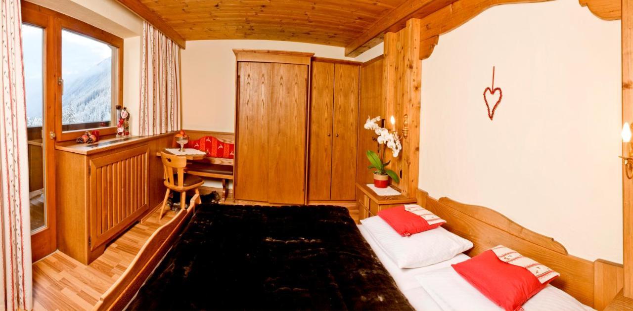 Gaestehaus Hochtirol فورديرلانرزباخ المظهر الخارجي الصورة